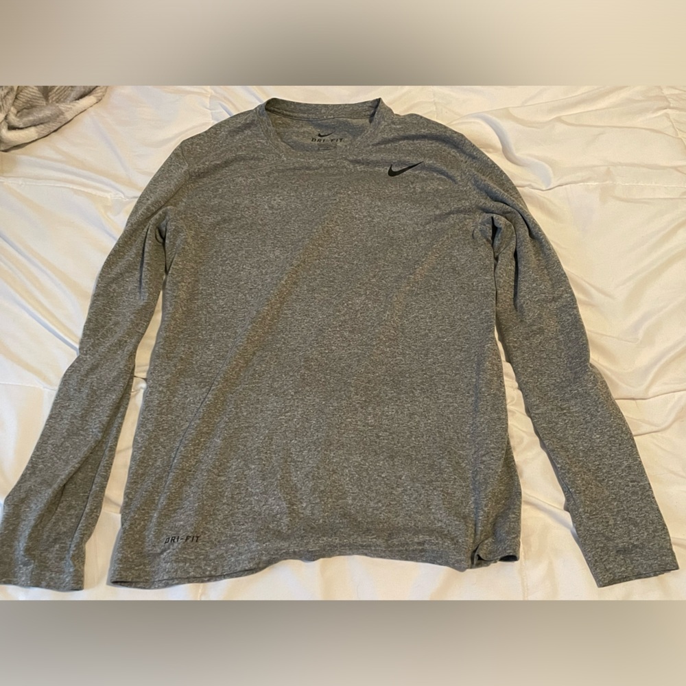 Nike dry-fit long sleeve